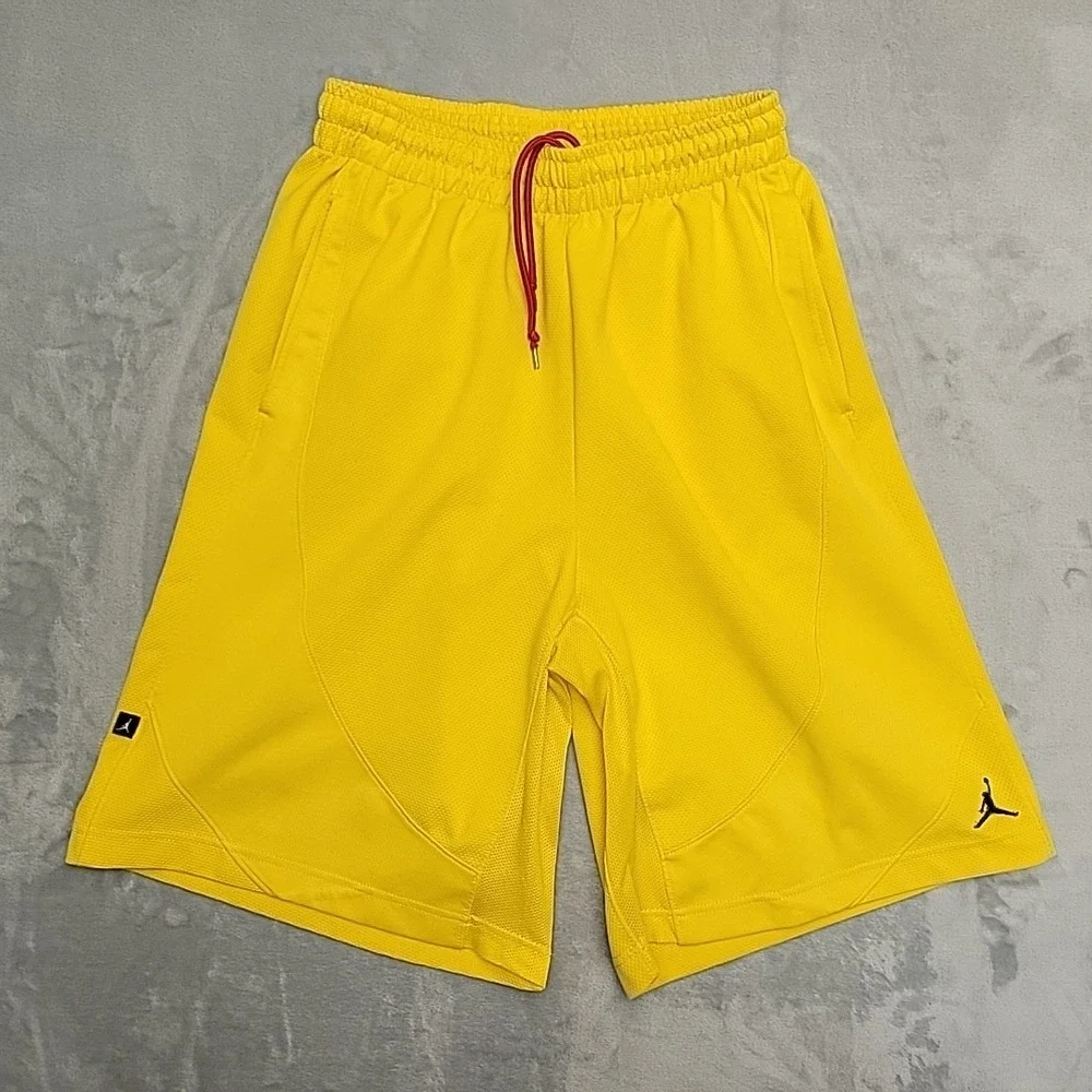 Jordan Basketball Shorts Mens Medium Yellow Athletic Mesh Gym Training